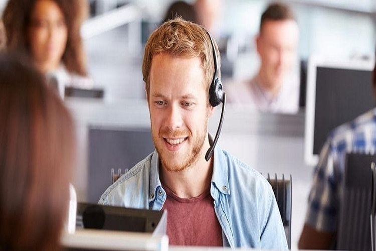 نحوه صحبت کردن تلفنی با مشتری