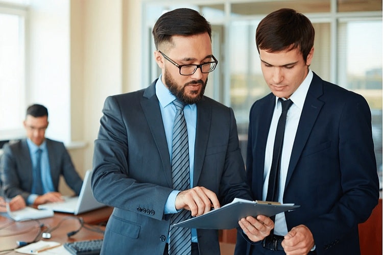بیزینس پلن شرکت خدماتی