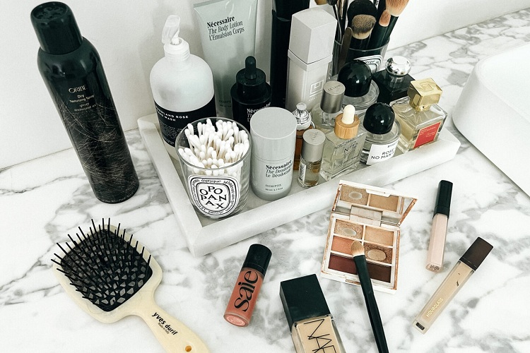 9 ایده تبلیغ لوازم آرایشی پوست، مو و زیبایی در اینستاگرام