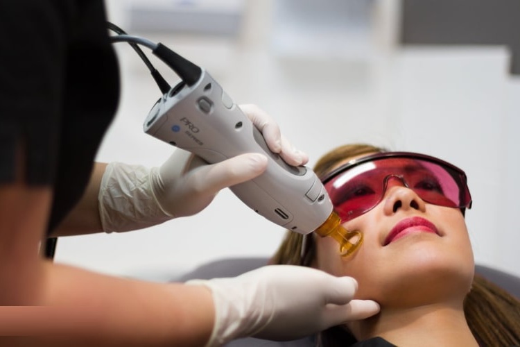 ۱۰متن برای تبلیغ لیزر، آماده استفاده